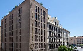 Hotel Opera